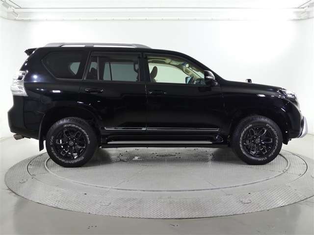 様々なライフスタイルにマッチしたカーライフの可能性を広げるSUV。走破性の良さが魅力ですよね。