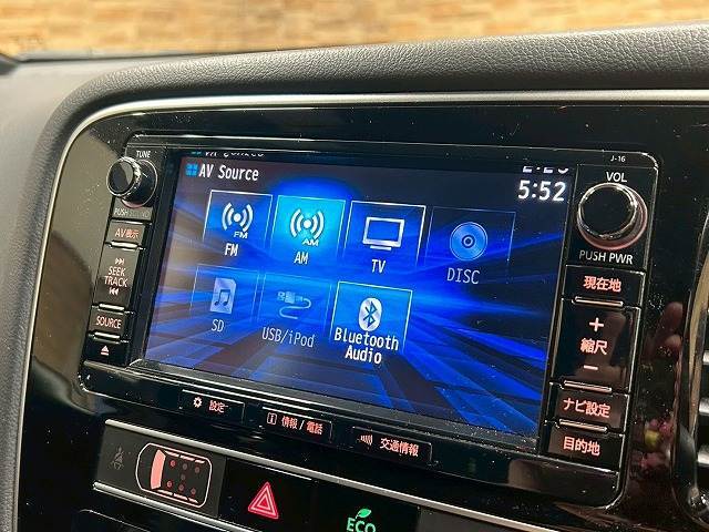 【純正ナビ】装備でフルセグTV視聴やBluetooth等充実装備。