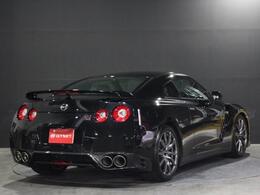 ご来店前にお問合せフォームから「来店予約」をお願い致します。予約ナシの当日のご来店については恐れ入りますがお電話で在庫確認をお願い致します。