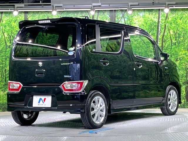 ☆全国のネクステージからお取り寄せが可能※！遠方の店舗に展示してあるクルマが気になる場合も、最寄りの店舗でご覧いただくことが可能です！是非私たちに要望をお聞かせください！※別途費用