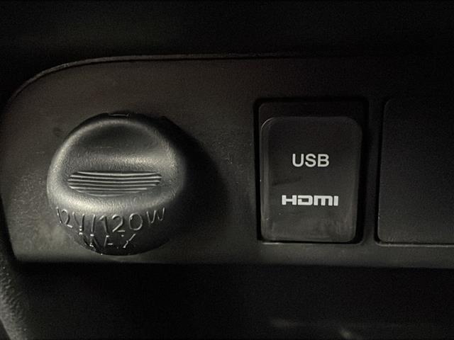 【運転席操作部】快適なドライブを楽しむための機能が装備されています！運転席から触れるので、使いやすいです！除菌プランいれていただくと、さらに清潔で安心していただけます！