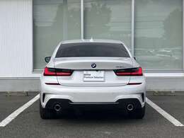 安心のネットワーク。全国187箇所（2025年2月現在）のBMW正規ディーラーのサービスセンターで整備・保証修理を受けることができます。