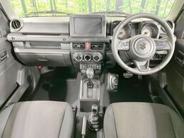 グループ総在庫数約30，000台！！全国の系列店からメーカー・車種問わずご紹介出来るので、あなたにピッタリのお車が見つかるはずです♪まずはお問い合わせ下さい☆