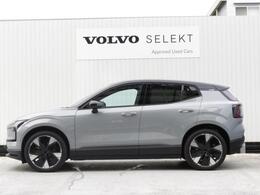 サイドビューはバランスの整った美しいボディラインが印象的です。