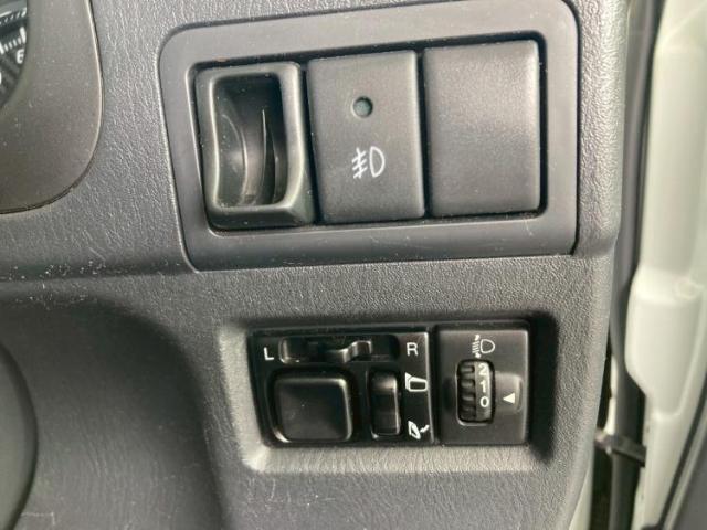 車選びにはお悩みがつきものです！具体的な購入までは検討していないけど車は気になるというお客様も大歓迎です！是非中古車購入の第一歩のお手伝いをさせてください！