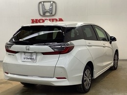 Honda認定中古車 U-Selectは3つの安心をお約束します。　1　Hondaのプロが整備した安心。 2　第三者機関がチェックした安心。　3　購入後もHondaが保証する安心。