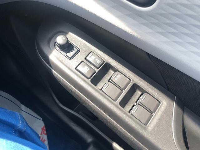 パワーウィンドウ＆電動格納リモコンドアミラー標準装備☆