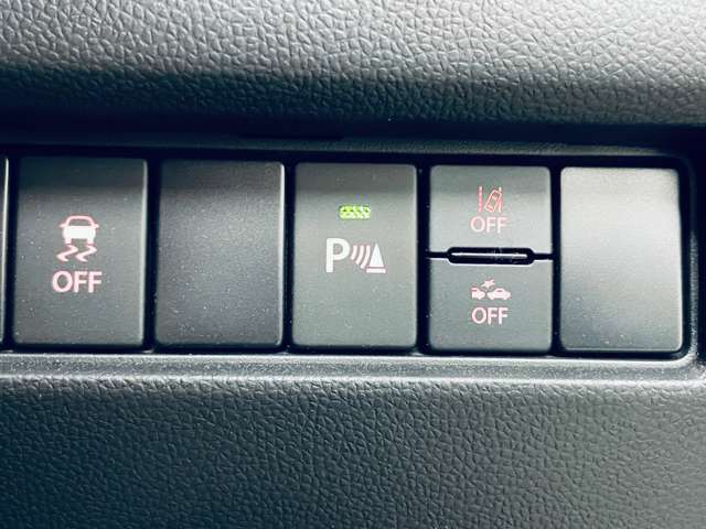 「障害物センサー」　車にぶつかりそうなものがあると知らせてくれます！