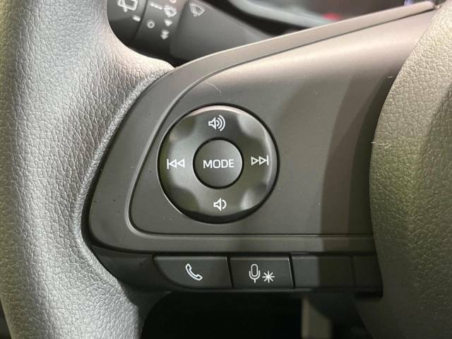 【ステアリングスイッチ】ナビと繋げば運転中に前方から目線をそらすことなく、オーディオ等の操作が可能な便利機能！安心＆快適なドライブを演出してくれます♪