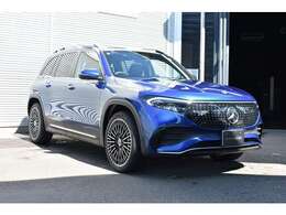 メルセデス独自の厳しいチェックを通過したクルマのみ「サーティファイドカー（認定中古車）」と呼ばれます。