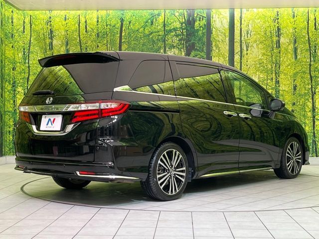 ☆全国のネクステージからお取り寄せが可能※！遠方の店舗に展示してあるクルマが気になる場合も、最寄りの店舗でご覧いただくことが可能です！是非私たちに要望をお聞かせください！※別途費用