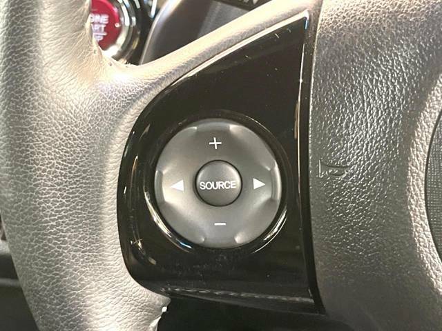 【問合せ：0749-27-4907】【ステアリングスイッチ】運転中、前方から目線をそらすことなく、オーディオ等の操作が可能な便利機能！安心＆快適なドライブを演出してくれます♪