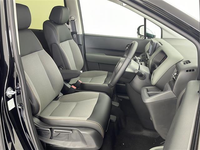 【6人乗り】ゆったりとした座り心地と、車内を広々と使える快適性に長けているので、快適な時間をお過ごしいただけます！