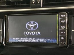【純正ナビ】人気の純正ナビを装備。オーディオ機能も充実しており、Bluetooth接続すればお持ちのスマホやMP3プレイヤーの音楽を再生可能！毎日の運転がさらに楽しくなります！！