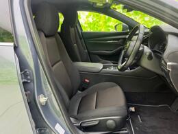 「この車の写真をもっと見たい」「状態が気になる」「この装備はついている？」どんな小さな疑問でもお気軽にお問い合わせください！