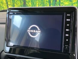 【純正9型ナビ】人気の純正ナビを装備。オーディオ機能も充実しており、Bluetooth接続すればお持ちのスマホやMP3プレイヤーの音楽を再生可能！毎日の運転がさらに楽しくなります！！