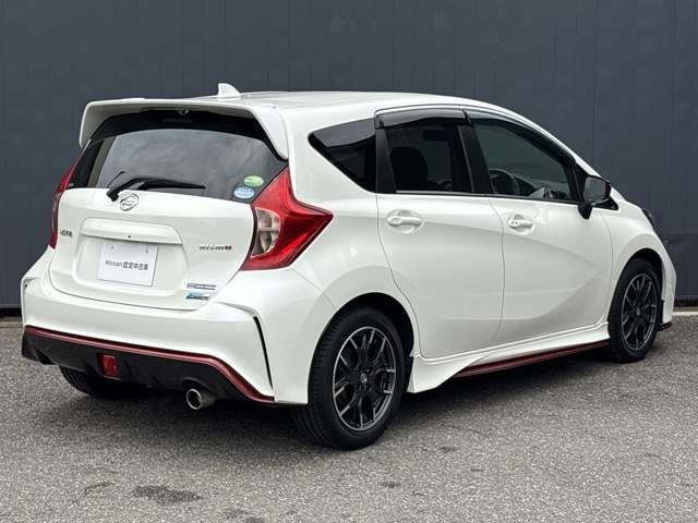愛知日産の中古車は全車保証付きです。納車後も全国日産ディーラーで対応可能。安心してお乗りいただけます。