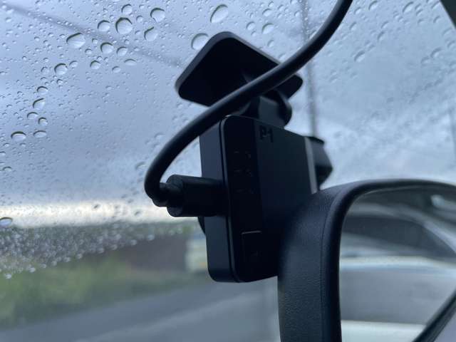 ドライブレコーダー付きです。