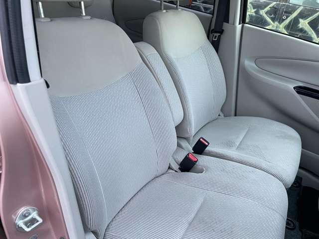 ご覧頂きありがとうございます。フリーダイヤル【0078-6002-984164】 、メールでお気軽にお問合せ下さい。ご来店の際は『カーセンサーを見た』と言っていただければスムーズにご案内できます。