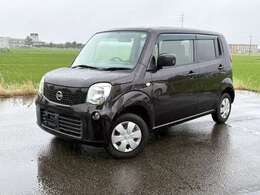 車両の品質管理は室内展示場を完備しておりますので、品質を保った状態の車両をご覧いただけます。