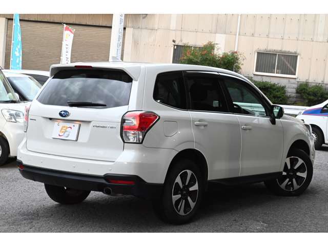 【各機関徹底点検】消耗品から各機関の細部に渡り、提携工場にてプロのメカニックが丁寧に点検致します。ご納車後のトラブルも過去1年ゼロを達成♪今後も変わらず安心安全なおクルマを販売致します！