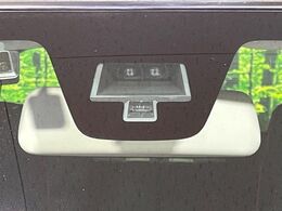 【スズキ　レーダーブレーキサポート】走行中に前方の車両等を認識し、衝突しそうな時は警報とブレーキで衝突回避と被害軽減をアシスト。より安全にドライブをお楽しみいただけます。