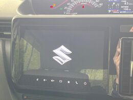 【大画面ナビ】人気の大型9インチナビを装備。存在感のある大画面はインパクト大！ナビ利用時のマップ表示は見やすく、テレビやDVDは臨場感がアップ！いつものドライブがグッと楽しくなります♪
