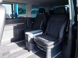 車両ご購入と合わせてボディコーティング、ウィンドウフィルムやラッピング、社外パーツ・アクセサリー類の取付等もお気軽にご相談下さい。