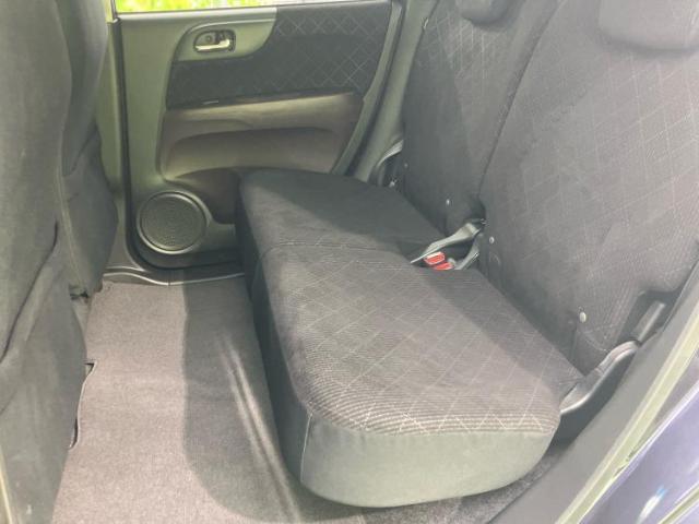 WECARSでは各商談席に大型モニターをご用意しております！見やすい大画面でゆったりと全国の在庫をご覧いただけます！是非ご来店お待ちしております！