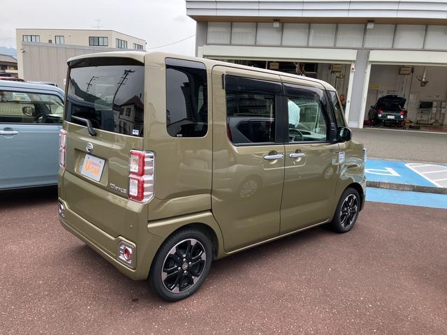 静岡ダイハツの中古車は、展示前に徹底した洗車や室内清掃を実施しております。