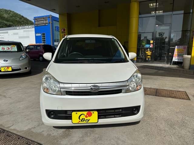 この度は弊社のお車をご覧頂きありがとうございます。