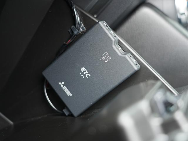 ETC車載器搭載です。スマートICも増えてきており、必須装備といって良い便利装備です。