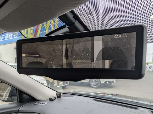 当社の展示車は全車両に車両状態説明書を掲示しております。修復歴の有無は勿論、ドア等の外板の交換歴の有無までも表示☆口頭説明では無く書面にてお渡ししております☆