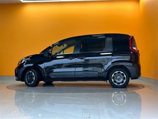 ■□■□■ 登録（届出）済未使用車はノルマ達成のために作られた走行100km未満、かつ初度登録または初度届出された車両でいわゆるアウトレット車です！■□■□■