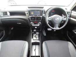 ご納車後も安心なプレミアム保証をご提案いたします。ナビや電装品、エアコンなども含めた600項目の充実した保証内容と安心のロードサービス付帯でサポートいたします。詳細はお尋ねください。