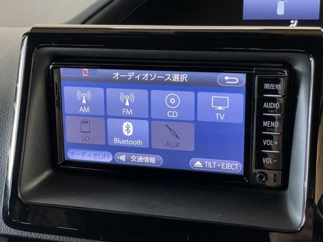 純正ナビ、社外ナビなども取り付け可能です！大きなサイズのナビを付けたい方はお気軽にお尋ねください！！