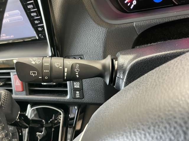運転席周りに大きな傷、汚れ、へたりなどなく良質な状態です！