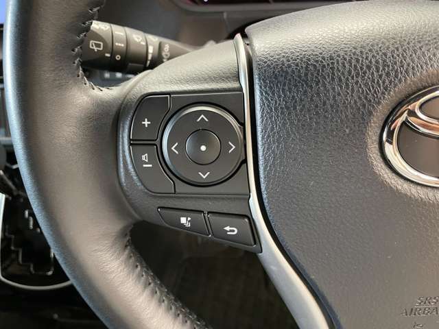 運転席周りに大きな傷、汚れ、へたりなどなく良質な状態です！