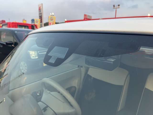 ドライブレコーダー完備！！もしもの事故にも安心です☆