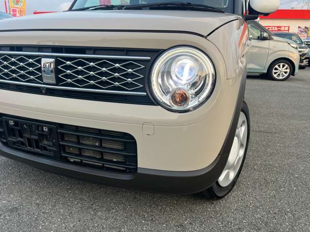 HIDヘッドライト完備！夜道を明るく照らしてくれます★