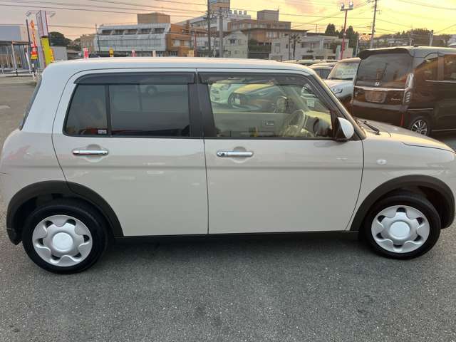 保険専用窓口も充実。車検・板金修理、オートサロンまでトータル的にカーライフをサポートさせて頂きます。アフターサービスも安心してお任せ下さい。