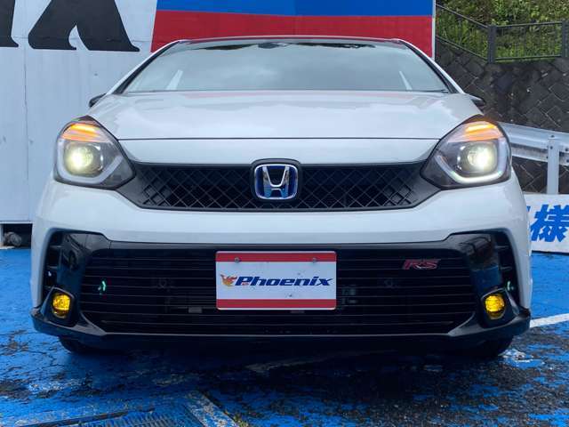 ホンダセンシング☆ACC☆ディスプレイオーディオ☆USB・BT接続☆Bカメラ☆ETC☆LEDオートライト☆LEDイエローフォグ☆ハーフレザーシート☆SOSコール☆USB充電☆オートブレーキホールド☆