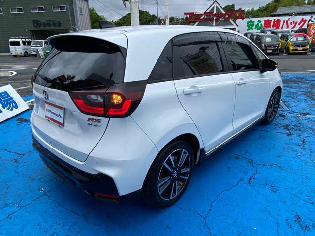ホンダセンシング☆ACC☆ディスプレイオーディオ☆USB・BT接続☆Bカメラ☆ETC☆LEDオートライト☆LEDイエローフォグ☆ハーフレザーシート☆SOSコール☆USB充電☆オートブレーキホールド☆