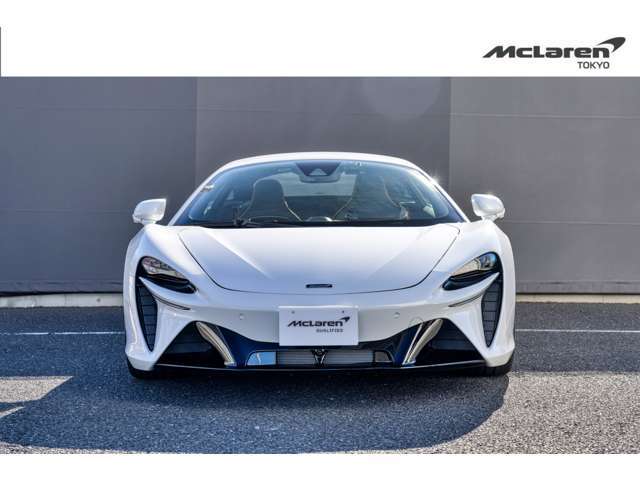 マクラーレンクオリファイド東京は世界初本国マクラーレンより認定を受け、下取り車を中心に高品質な商品を取り揃えております。