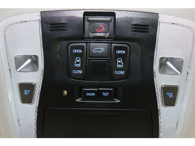 当然　両側パワースライド！