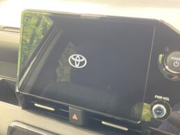 【10.5インチ　ディスプレイオーディオ】大画面のディスプレイはAppleCarPlayやAndroidAutoが利用可能。大きな画面でスマホナビアプリ等が利用いただけます♪