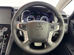 【ハンドル】『ハンドル/ステアリング』の画像になります。写真の内容に関してご不明点、ご質問等がございましたらお気軽にガリバー店舗までお問い合わせください。