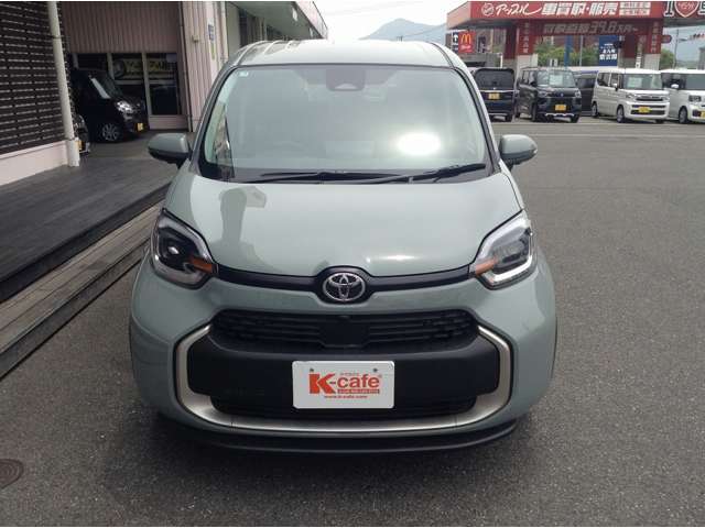 ケイカフェはオールメーカーのお車を取り揃えておりますので、1度のご来場でオールメーカーのお車を実際に見て比べていただくことが出来ます。試乗車も多数ご用意しておりますので、楽しく乗り比べしましょう！