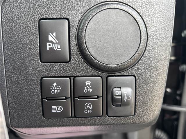 ★★★埼玉最大級の未使用車在庫数を誇るレディバグ！大量仕入れにより、お客様におトクな「低価格」でのご紹介が可能となっています。★★★