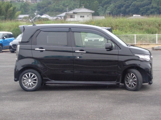 車両詳細についてのお問合せは、HondaCars大分中央　中古車事業部　097-544-8145　までお願い致します。